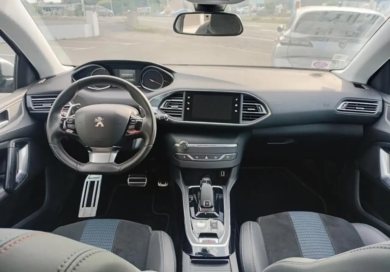Peugeot 308 308 — photo 17