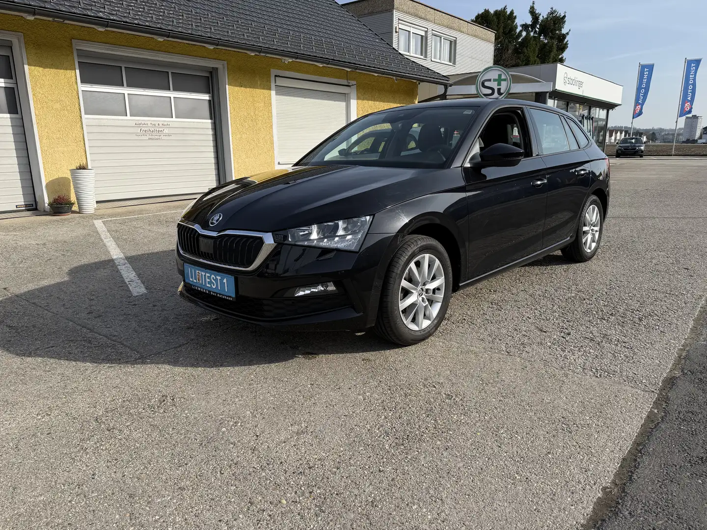 Skoda Scala Škoda Scala Ambition TSI DSG Grau - 1