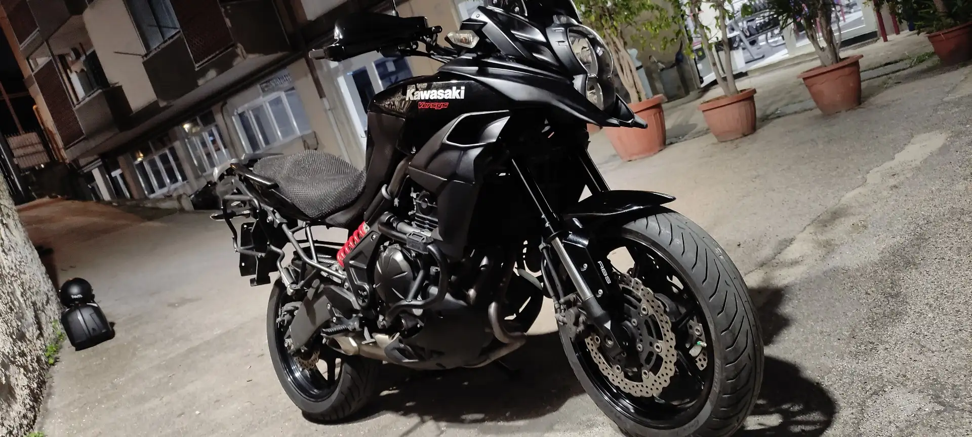 Kawasaki Versys 650 tourer Noir - 1