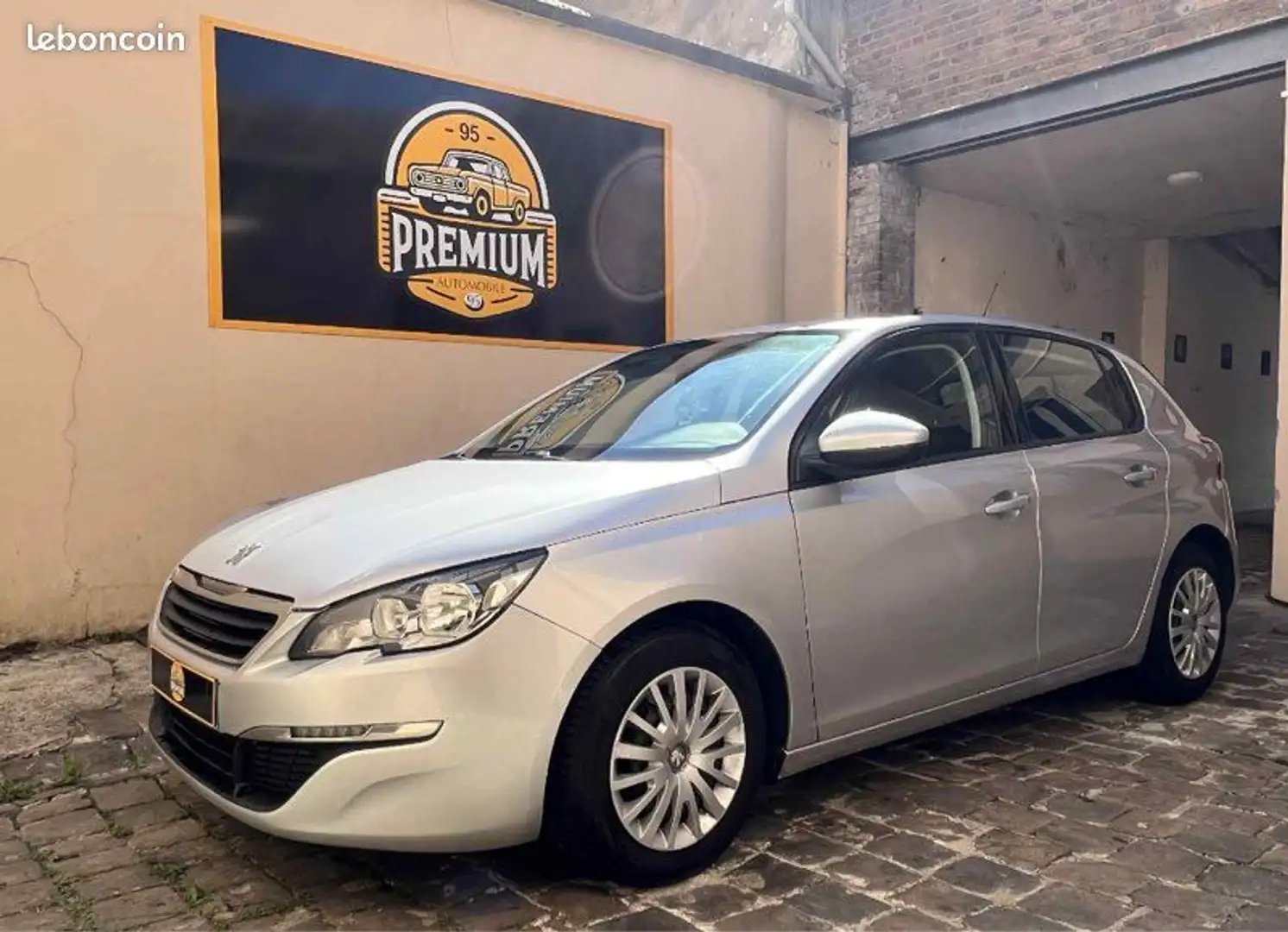 Peugeot 308 1.6L HDI 100cv Gris - 1