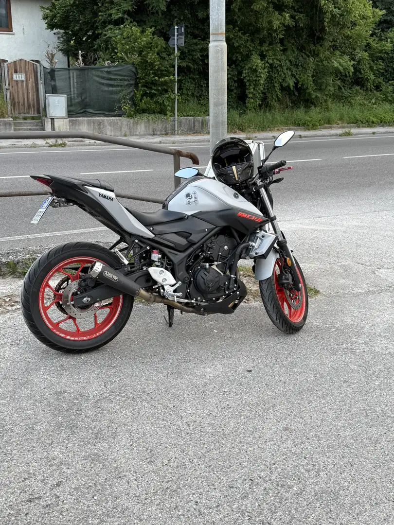 Yamaha MT-03 ABS Gris - 2