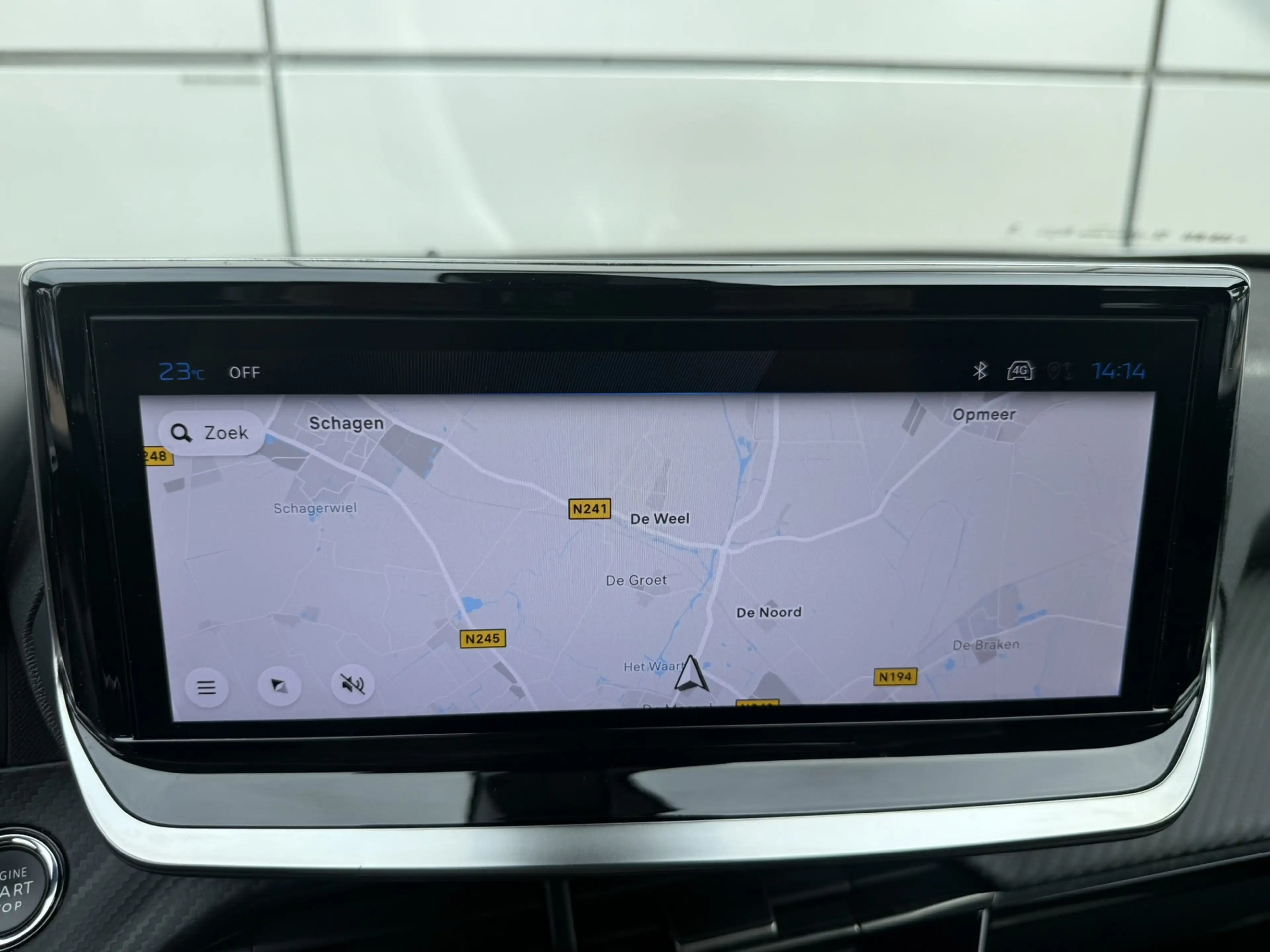 Peugeot 2008 1.2 Hybrid 136 Allure — photo 21