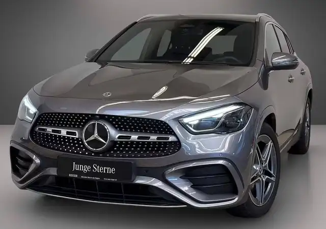 Mercedes-Benz GLA 200 GLA 200 AMG Premium auto KAMERA - LED - 2024