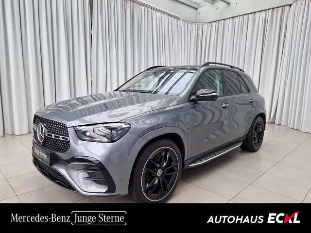 Mercedes-Benz GLE 300 d 4MATIC Night Pano HUD STH ACC ParkAss.