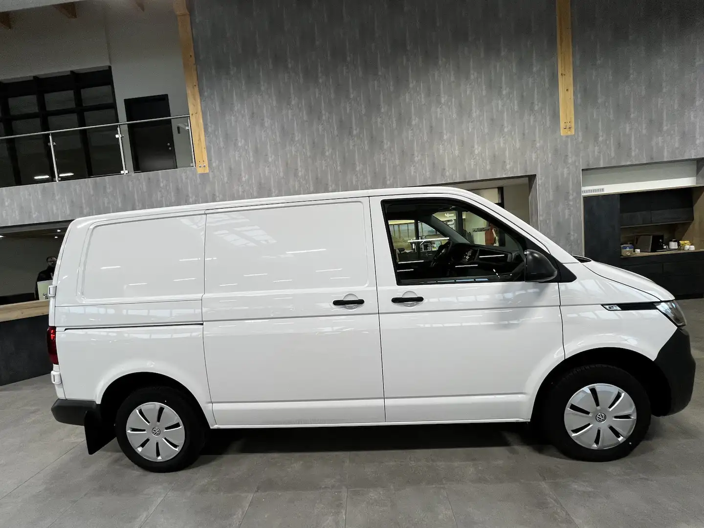 Volkswagen T6.1 Transporter 2.0 TDI KR 110 PS Kamera App Blanc - 2