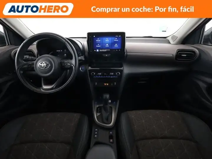Toyota Yaris 2022, foto 13