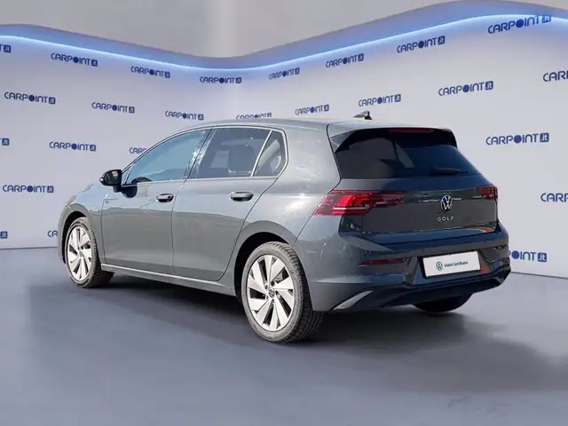 Volkswagen Golf view 4