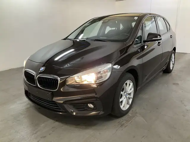 BMW 218 i Active Tourer 1.Hand Navi/SHZ/PDC
