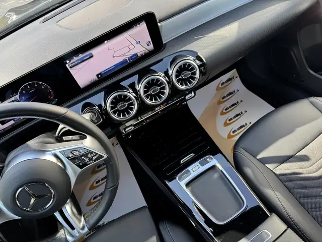 Mercedes-Benz A-Class view 10