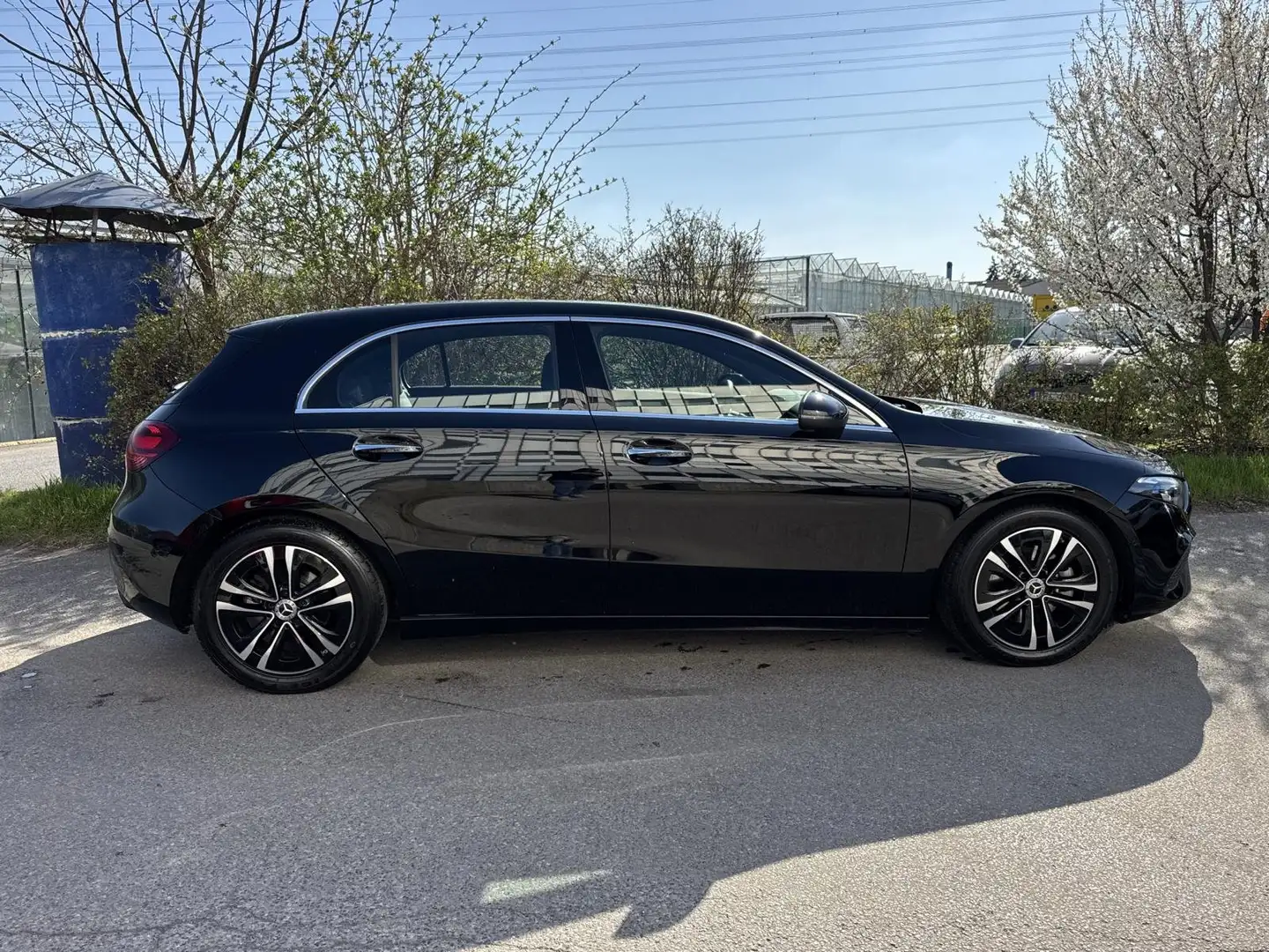Mercedes-Benz A 180 A 180 Aut. Progressive Line Advanced **Extras** Schwarz - 2