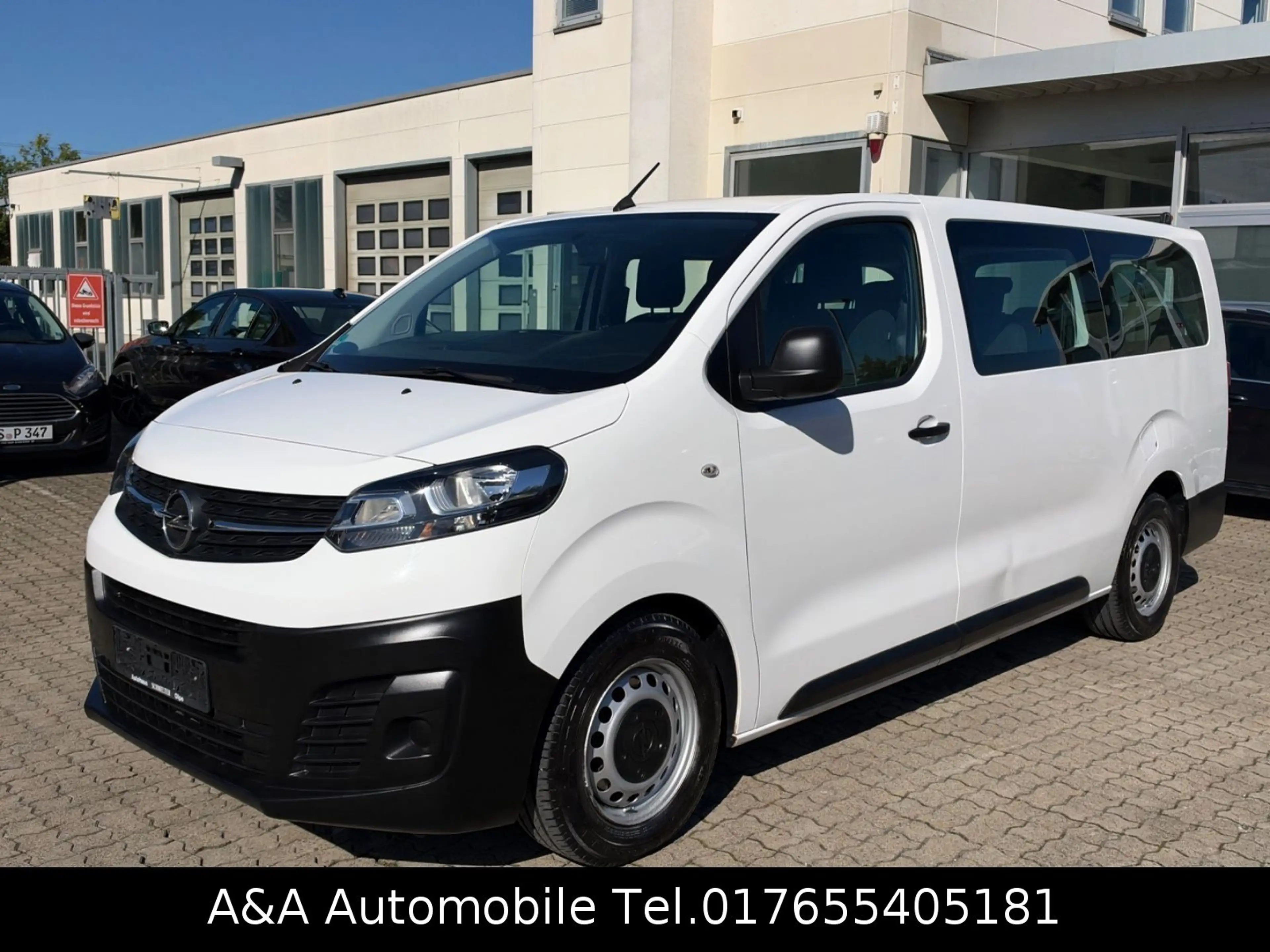 Opel Vivaro Kombi L Lang 9Sitze TÜV Neu Klima