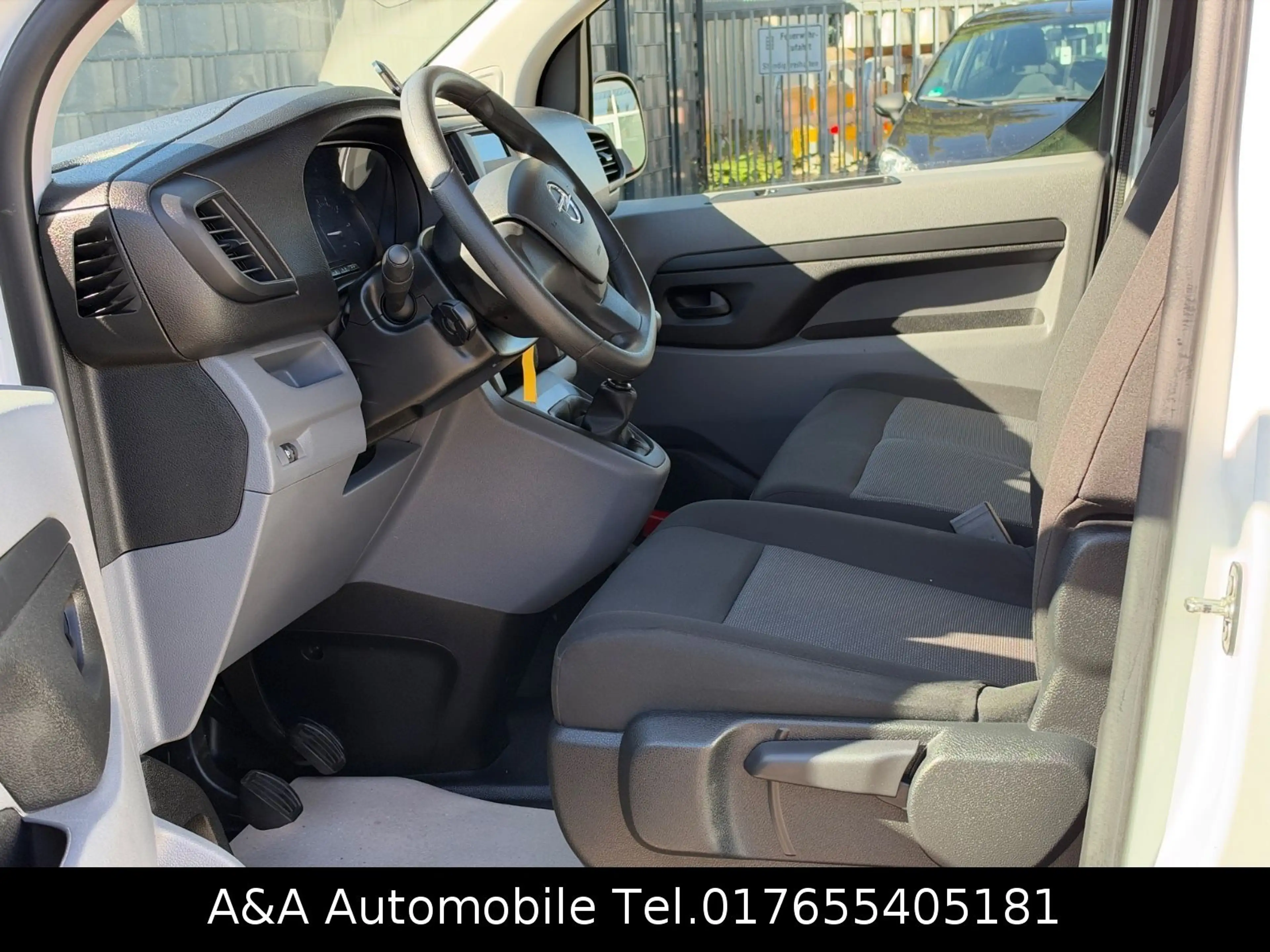 Opel Vivaro Kombi L Lang 9Sitze TÜV Neu Klima — photo 9