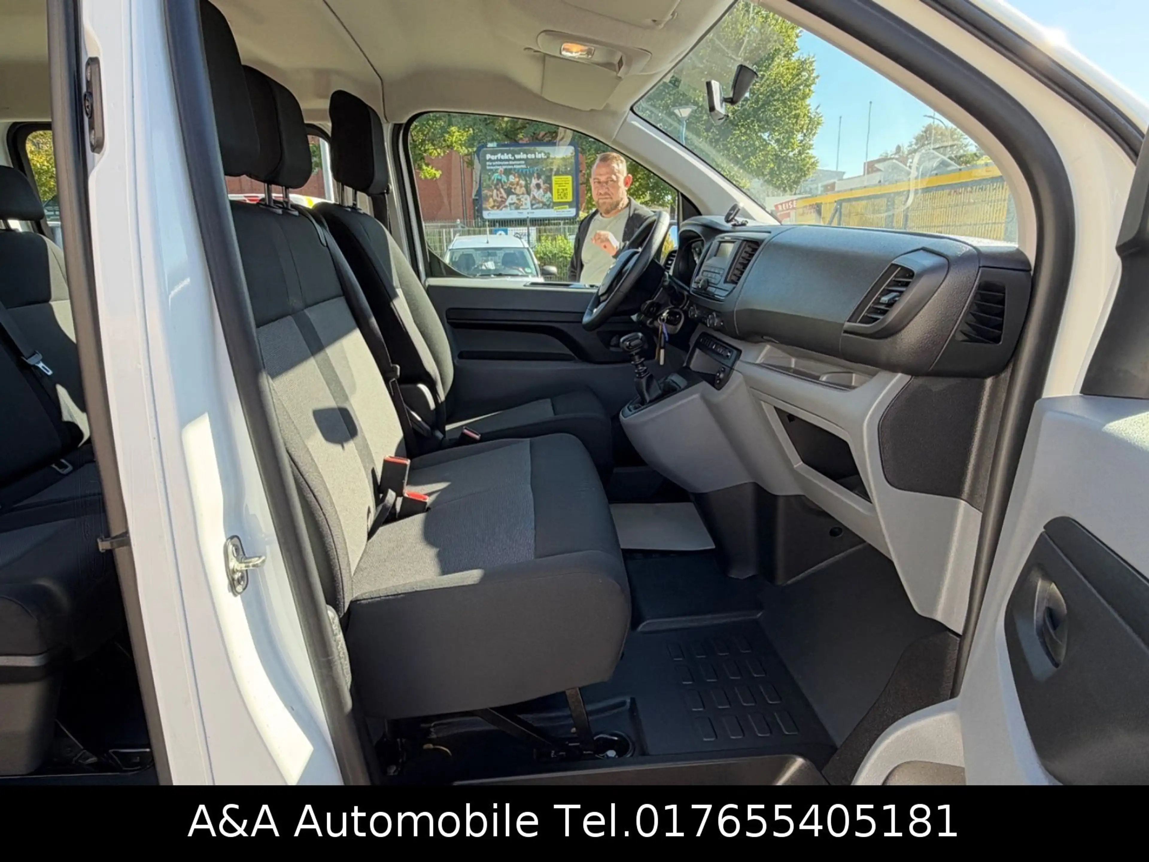 Opel Vivaro Kombi L Lang 9Sitze TÜV Neu Klima — photo 12
