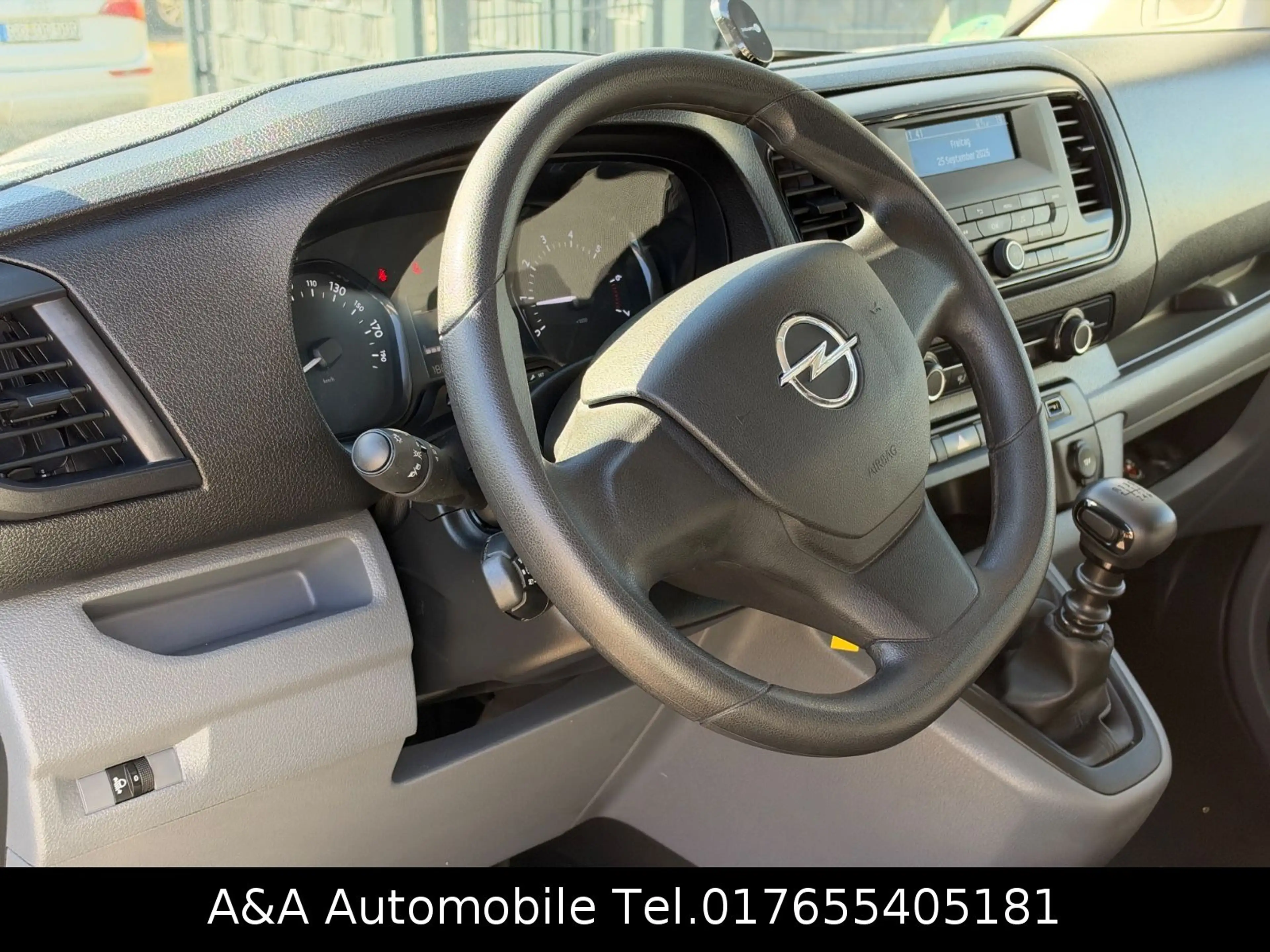 Opel Vivaro Kombi L Lang 9Sitze TÜV Neu Klima — photo 15