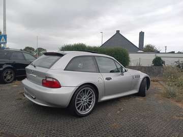 2.8i