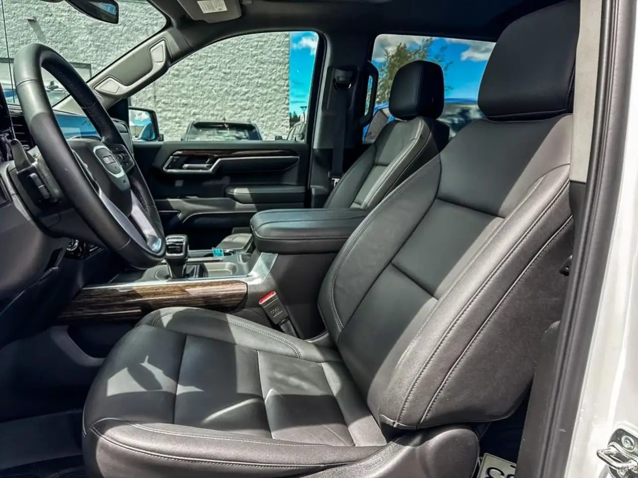 GMC Sierra 1500 photo GMC Sierra 1500