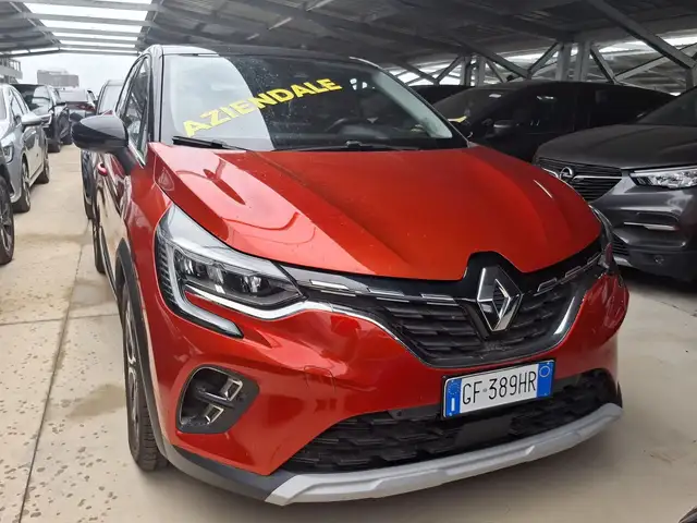 Renault Captur view 3