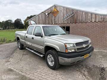 USA 2500HD Duramax diesel 4x4 crewcab