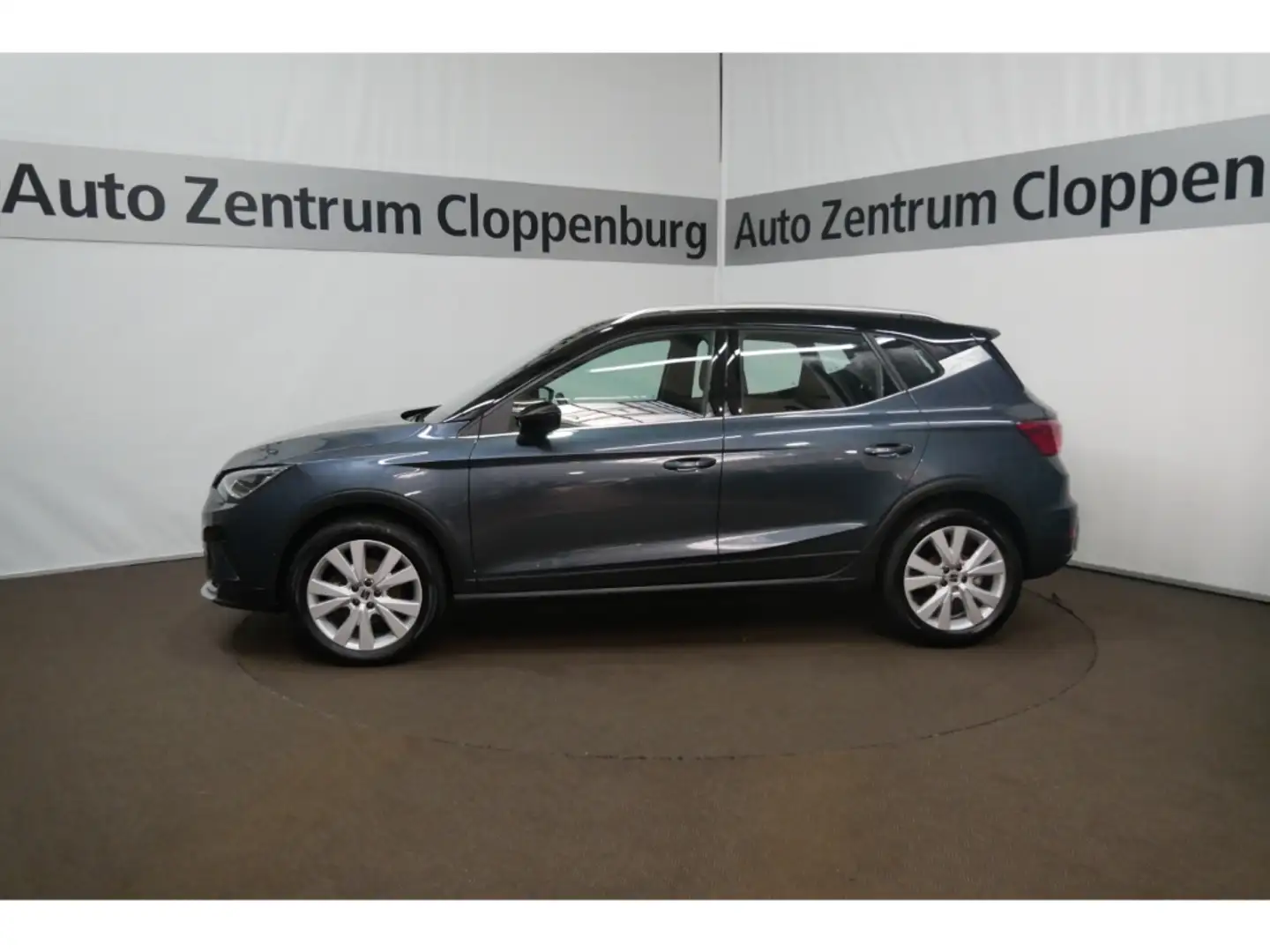 SEAT Arona Xperience 1.0 TSI LED+Navi-Touch+PDC+17'' Grau - 2