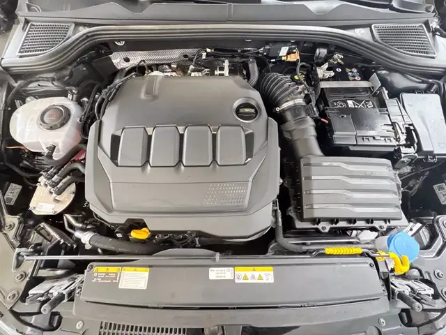 Volkswagen Golf view 13