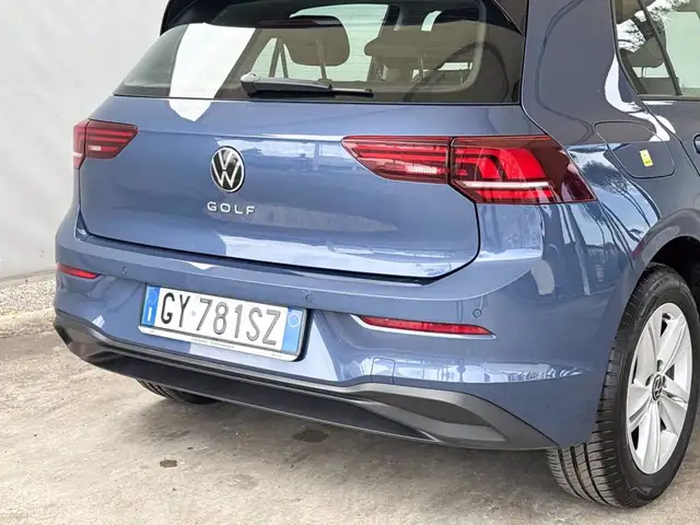 Volkswagen Golf view 18