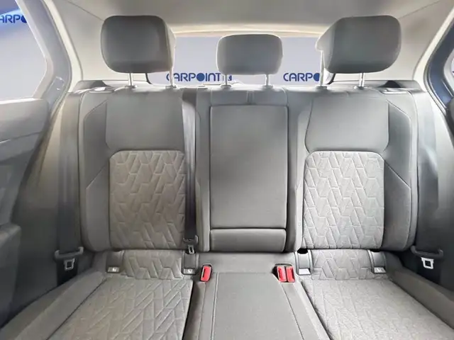 Volkswagen Golf view 10