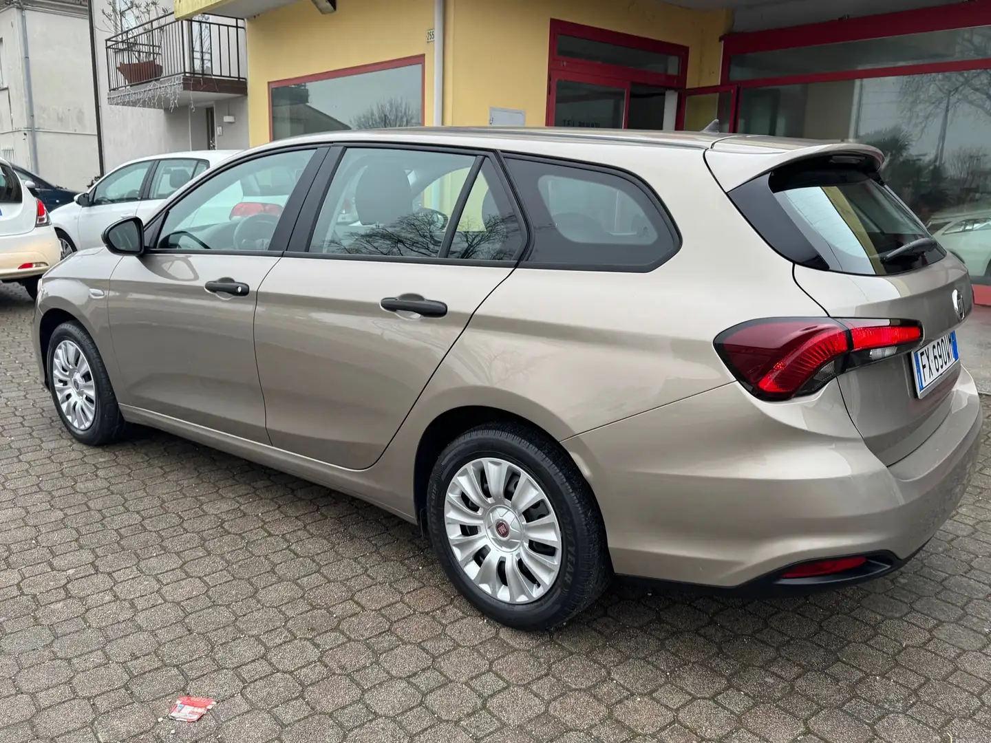 Fiat Tipo SW 1.4 Pop 95cv my19 Bronze - 2