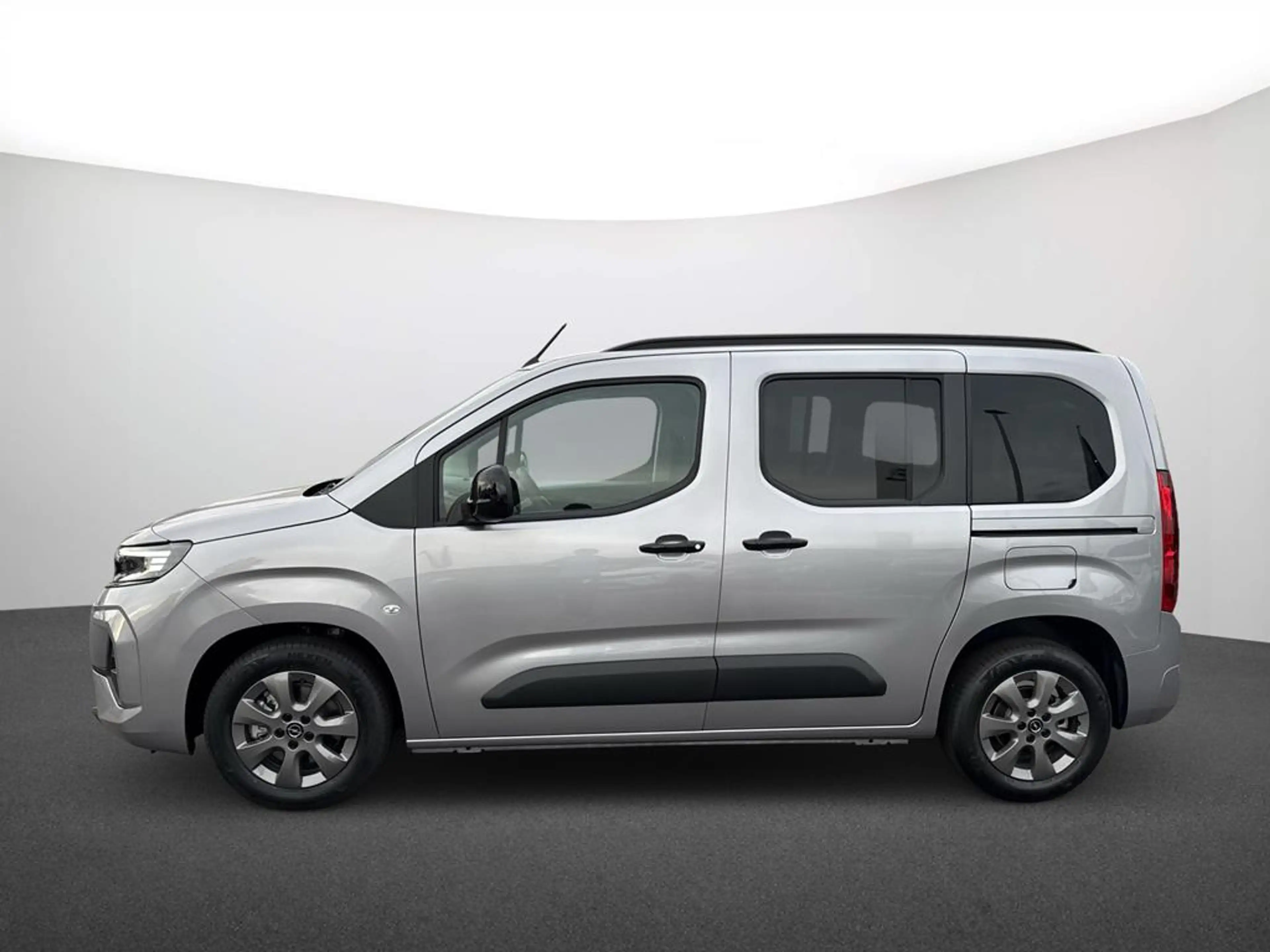Opel Combo Combo Edition 1.5 Diesel 75 kW (102 PS) MT-6 S/S — photo 5