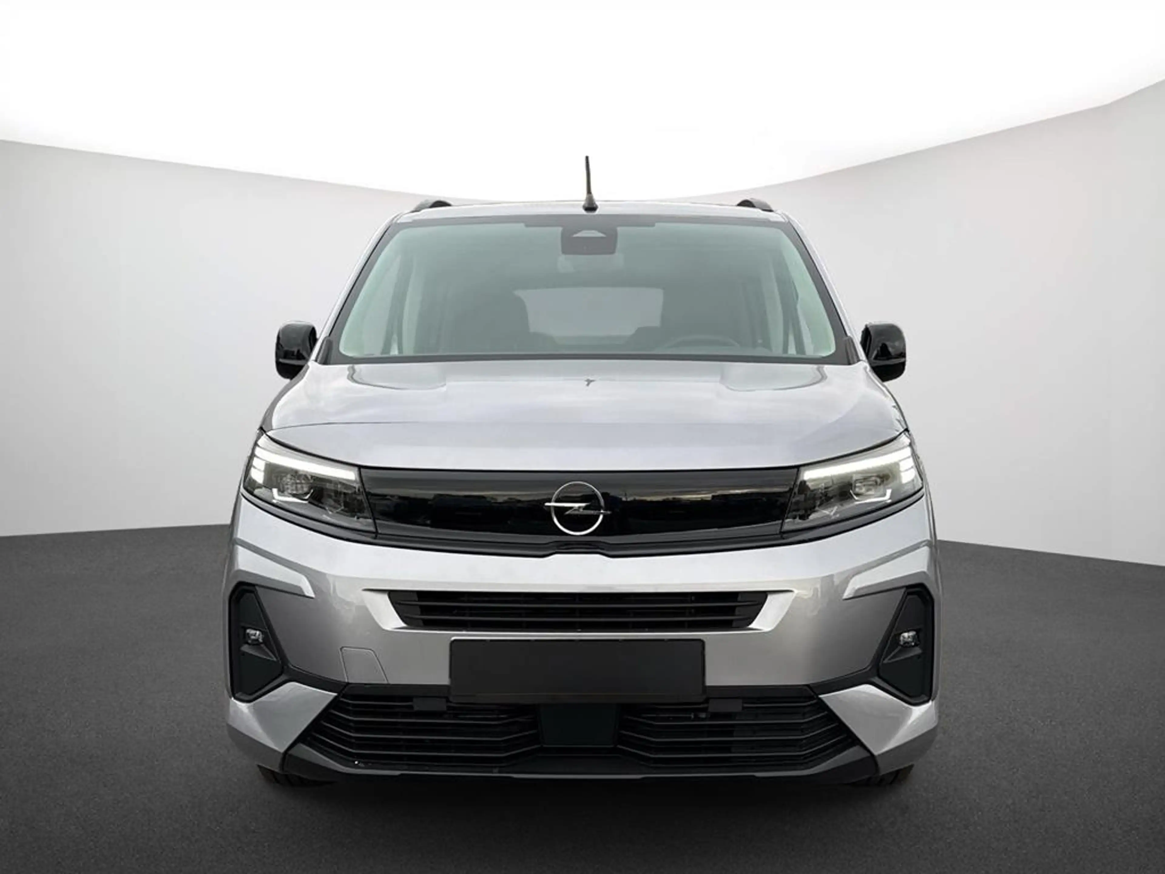 Opel Combo Combo Edition 1.5 Diesel 75 kW (102 PS) MT-6 S/S — photo 3