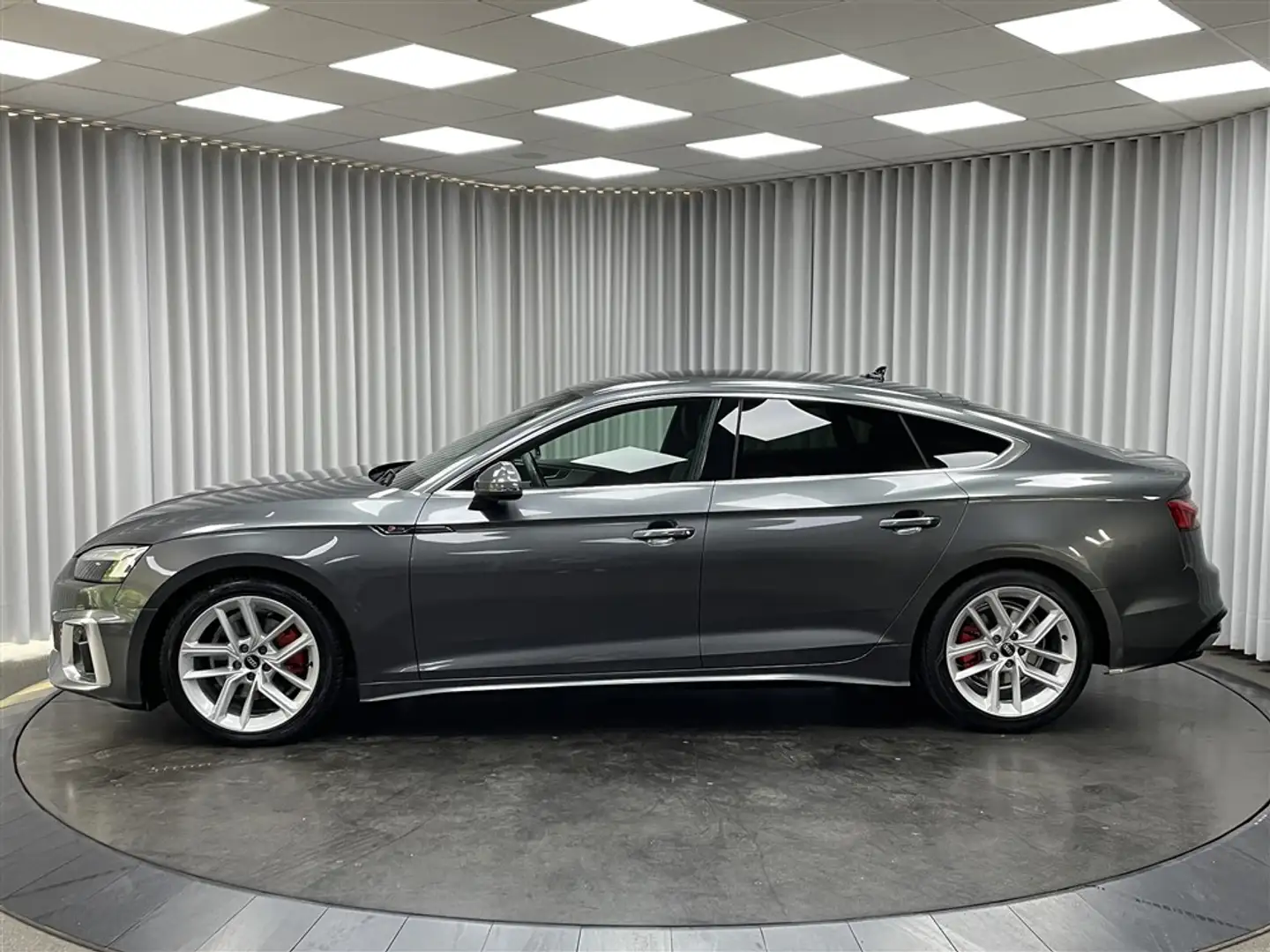 Audi A5 SB 35 TFSI / S-Line / Led / App / Pdc+Cam / DAB Gris - 2