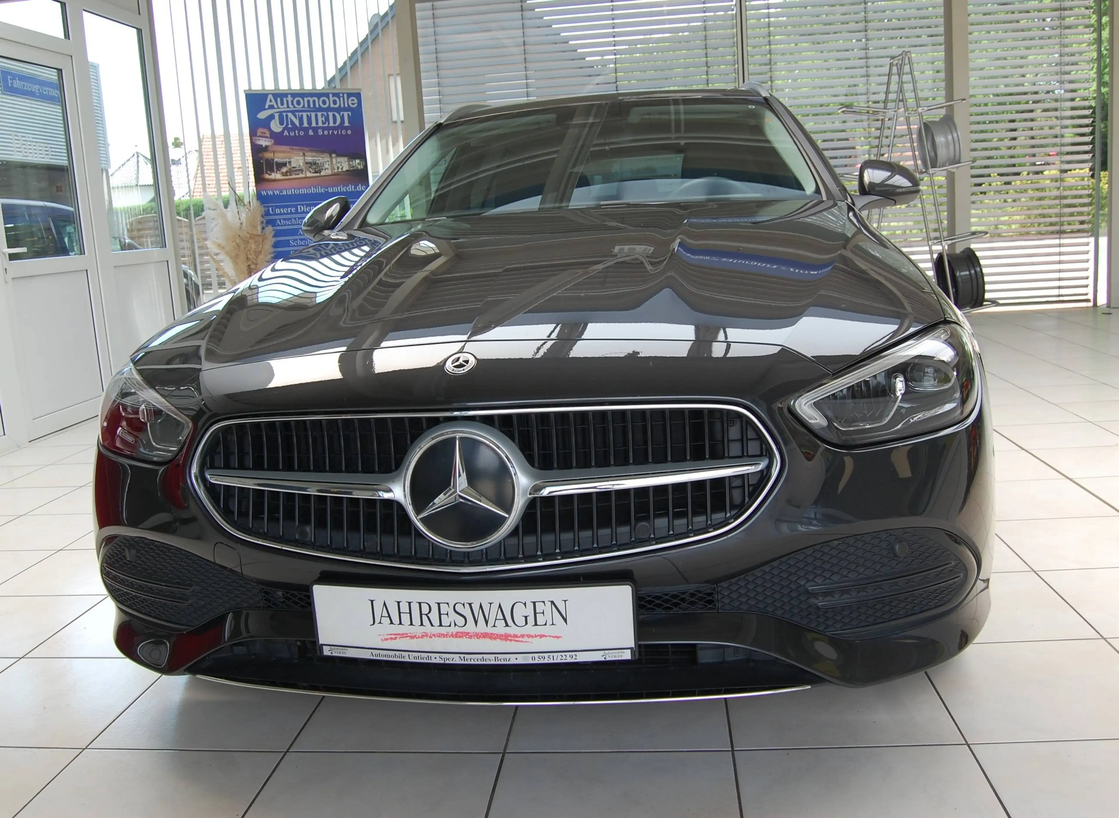Mercedes-Benz C 220 T d Avantgarde LED. AHK. Kamera . Parktr. Sitzh — photo 2