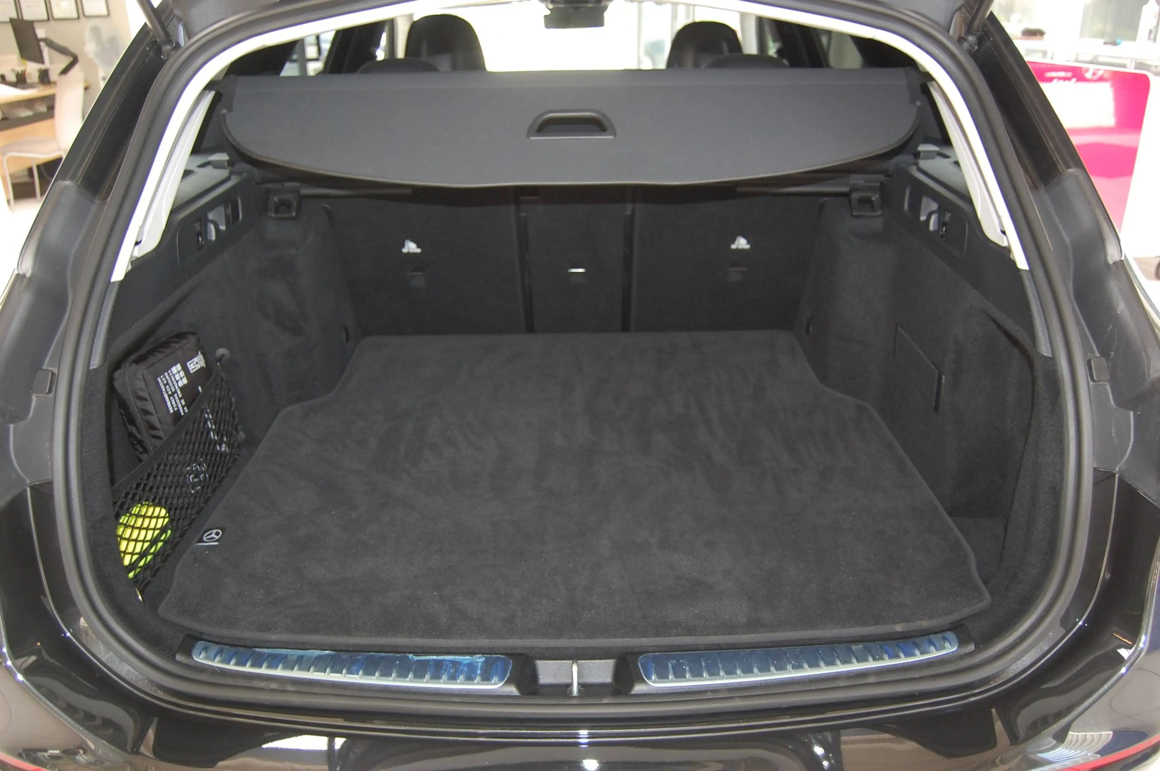 Mercedes-Benz C 220 T d Avantgarde LED. AHK. Kamera . Parktr. Sitzh — photo 6