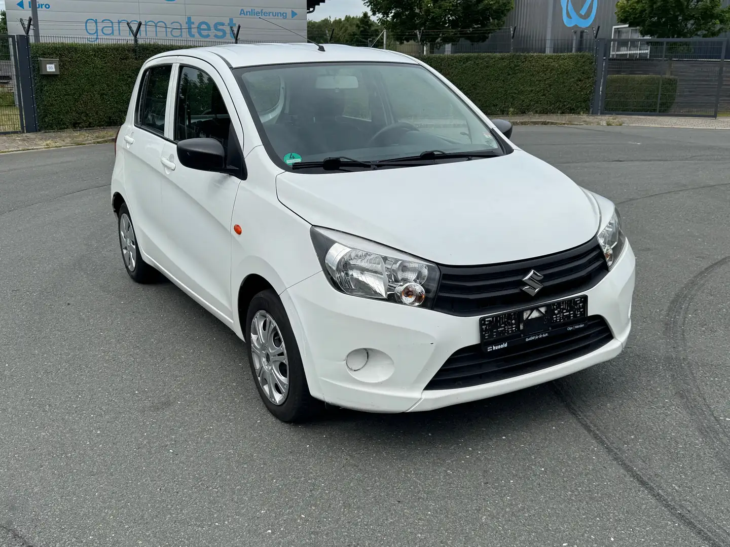 Suzuki Celerio Reifen&Inspektion&TÜV NEU Klima 5 Türig TOP Blanc - 1