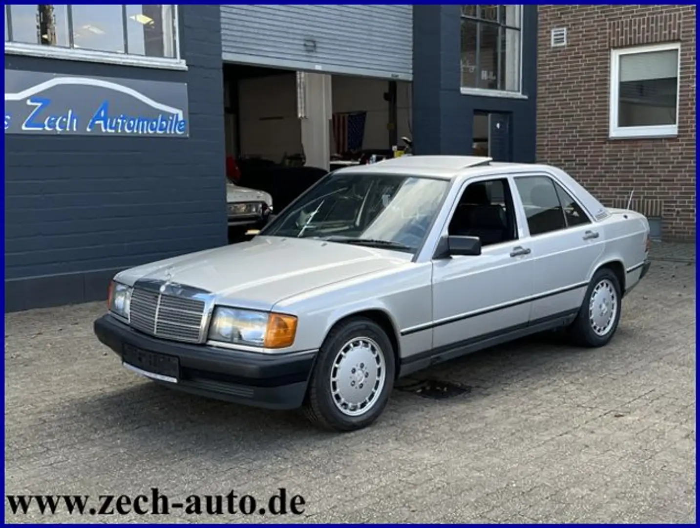 Mercedes-Benz 190 E 2,6 Automatik * ESSD * H-Kennzeichen Silber - 1
