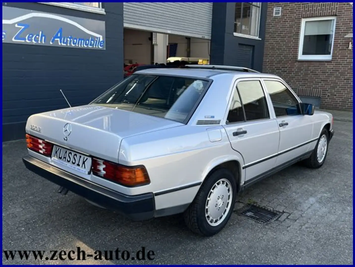 Mercedes-Benz 190 E 2,6 Automatik * ESSD * H-Kennzeichen Silber - 2