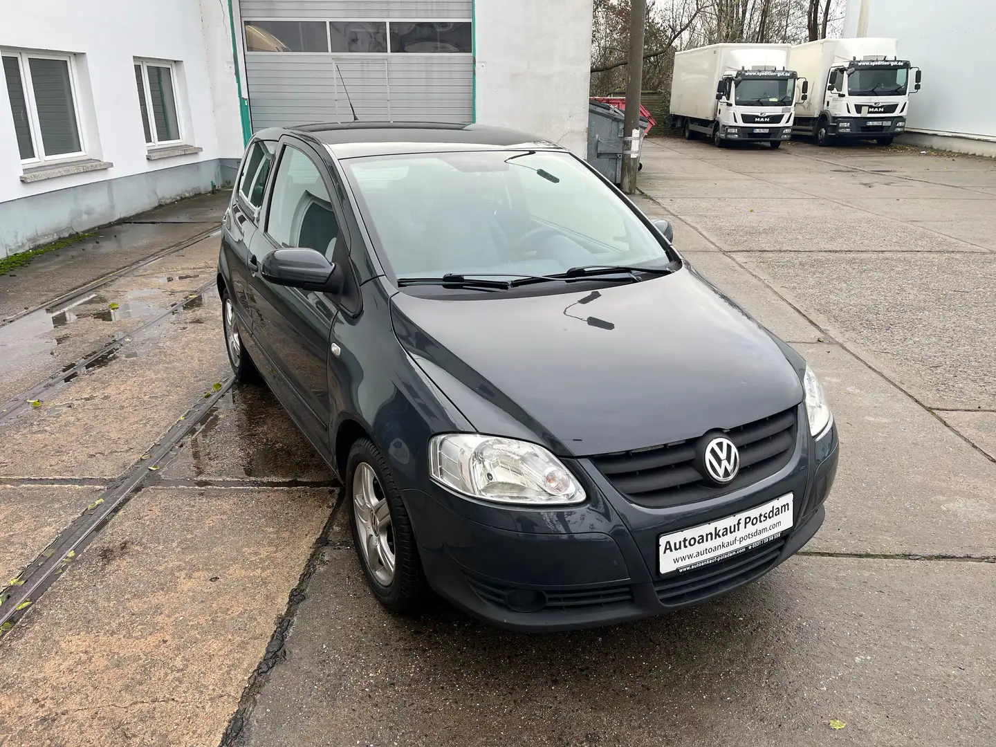 Volkswagen Fox Klima, Sitzheizung, el. Fenster, TÜV neu, Allwe Grau - 2