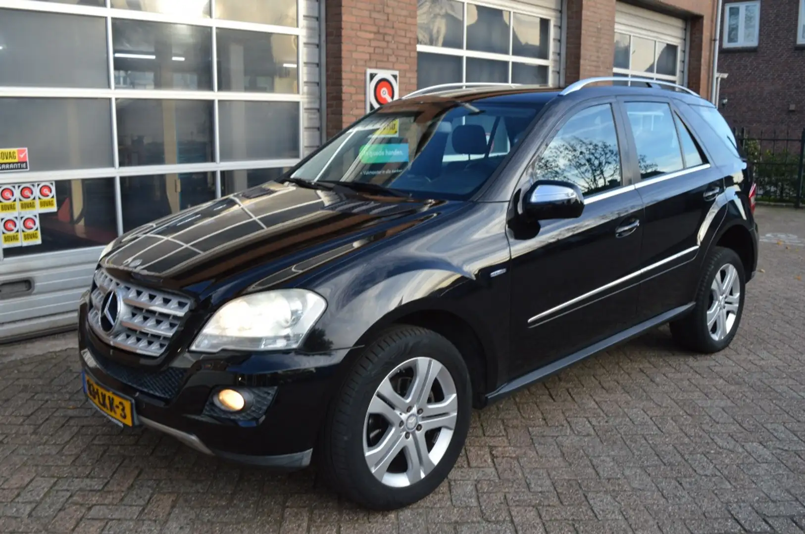 Mercedes-Benz ML 300 M-klasse CDI BlueEFF., Trekhaak, Lederen bekleding Noir - 1