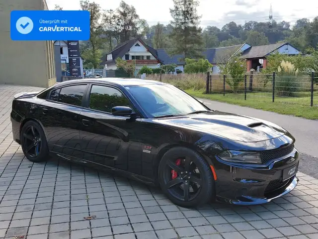 Dodge Charger SRT 392