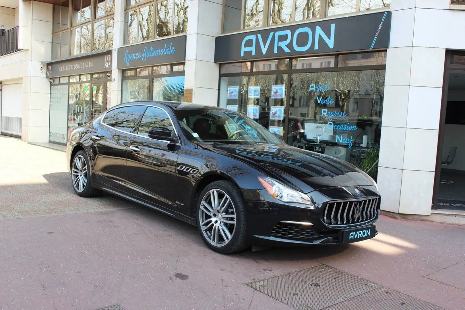 Maserati Quattroporte 275ch 3.0 V6TURBO GRANSPORT Negro - 1