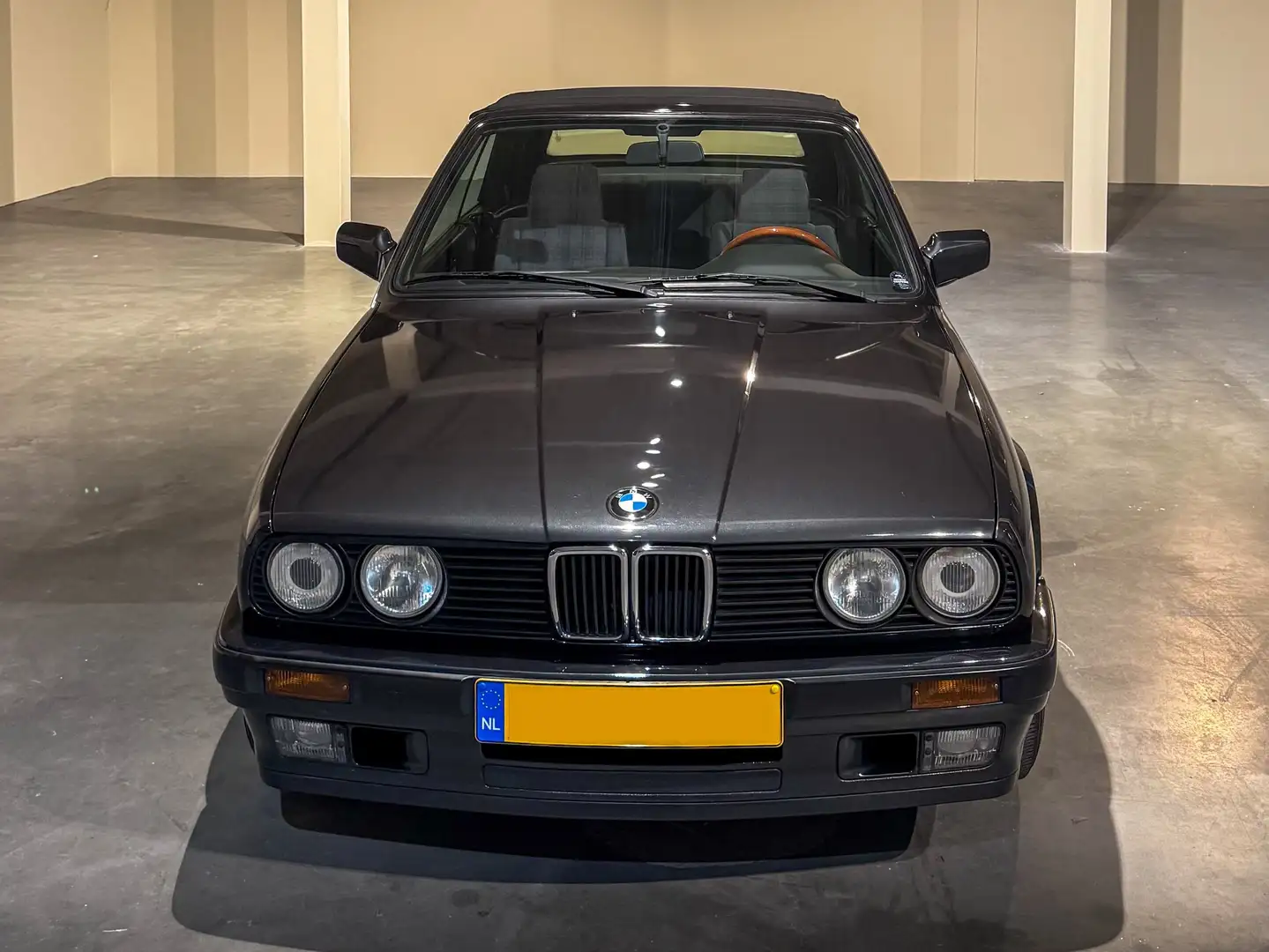 BMW 320 E30 320i Negru - 1