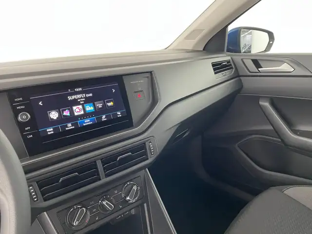Volkswagen Polo view 9