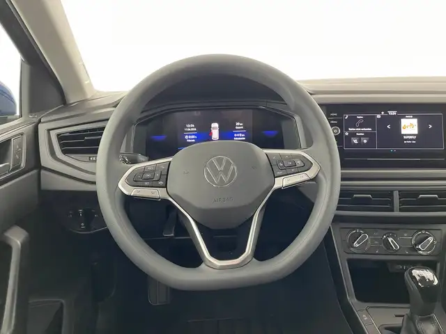Volkswagen Polo view 12