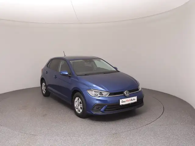 Volkswagen Polo view 2
