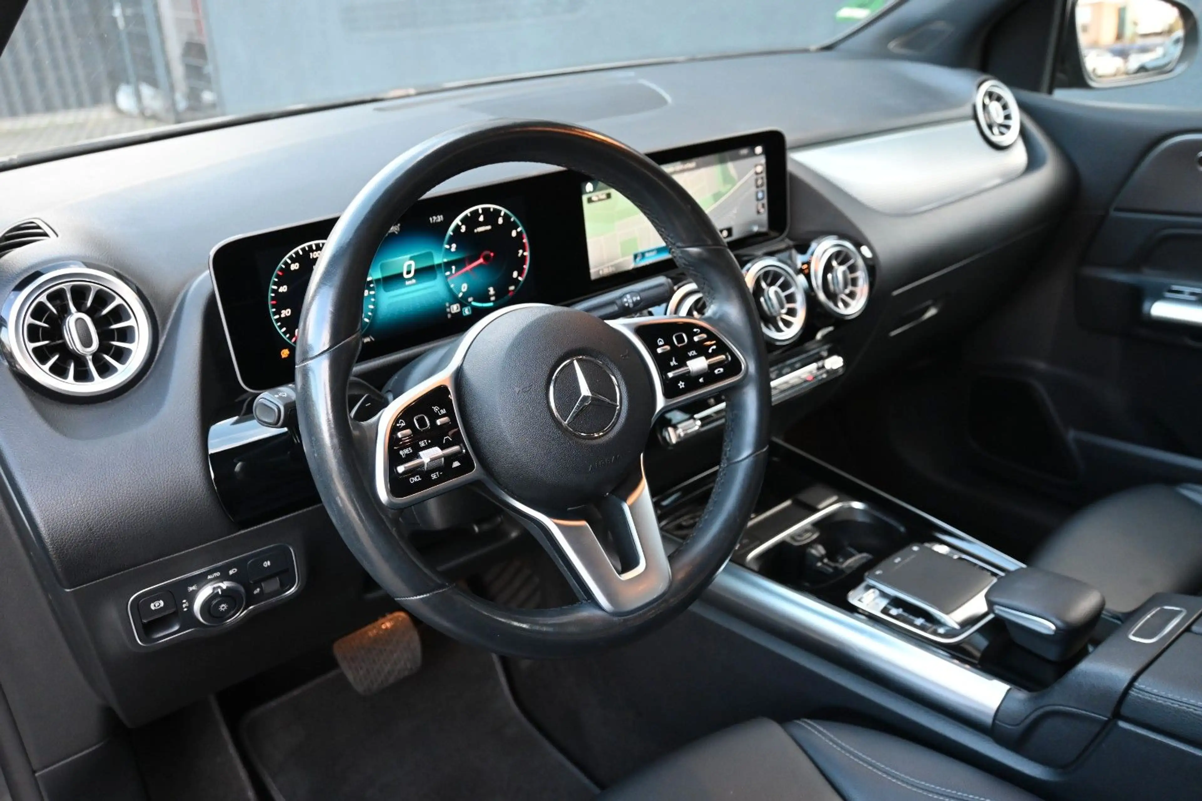 Mercedes-Benz B 200 Business Night-Paket Navi Leder RFK LED — photo 7