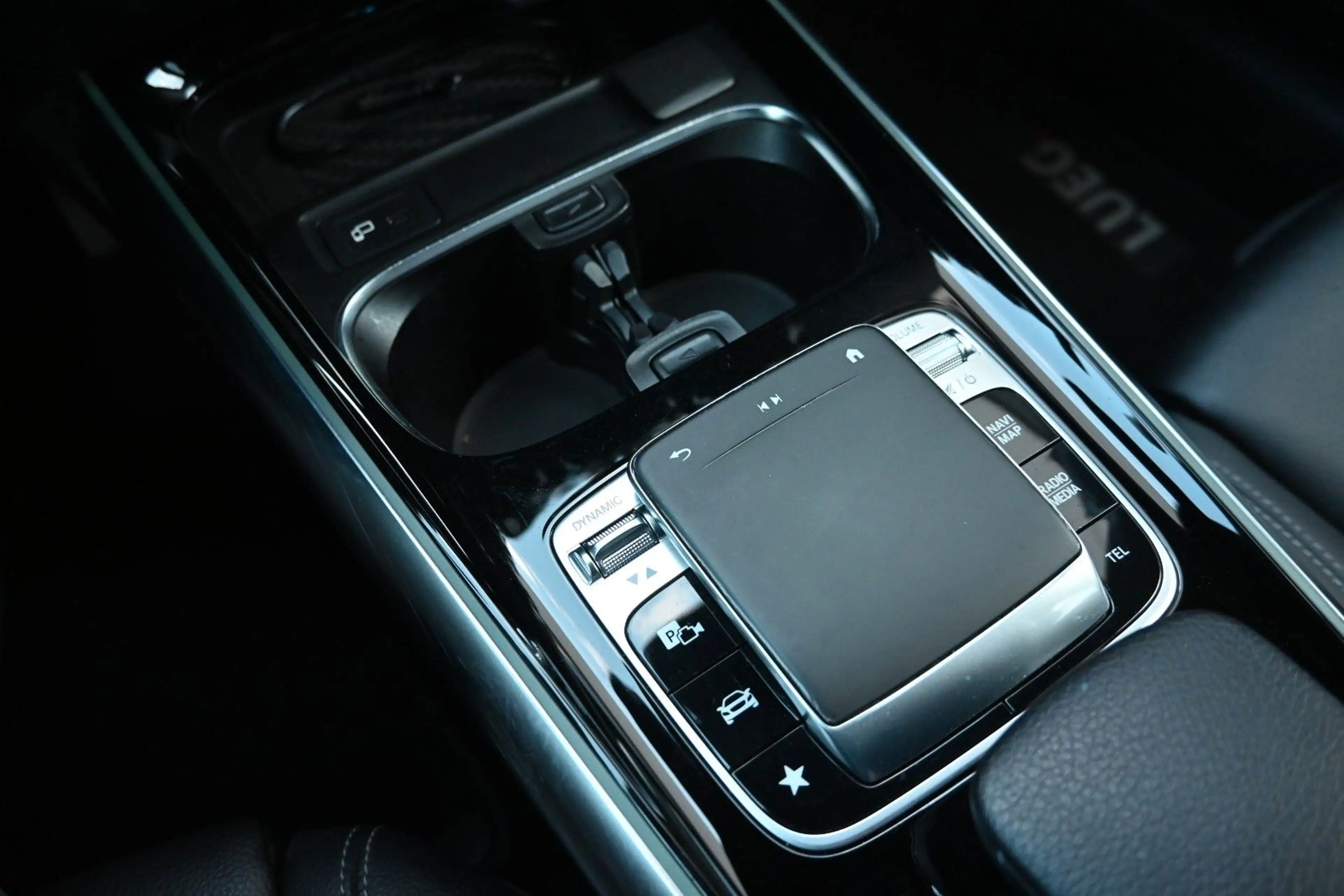 Mercedes-Benz B 200 Business Night-Paket Navi Leder RFK LED — photo 11