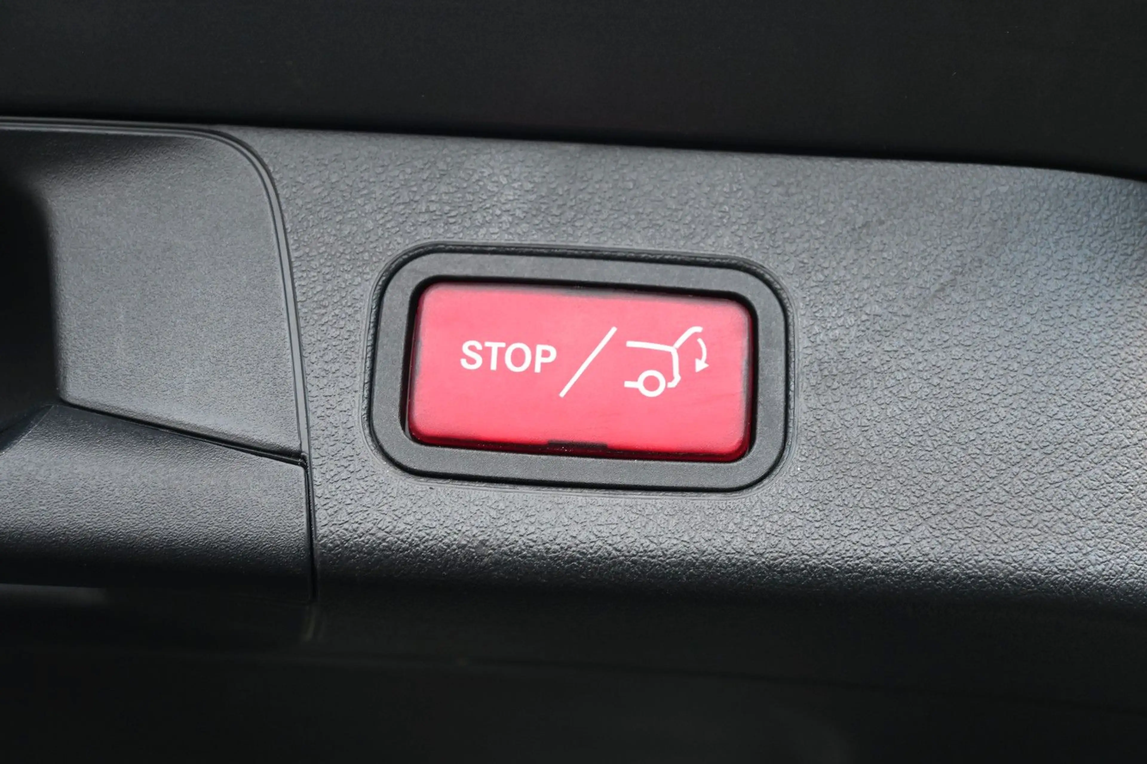 Mercedes-Benz B 200 Business Night-Paket Navi Leder RFK LED — photo 19