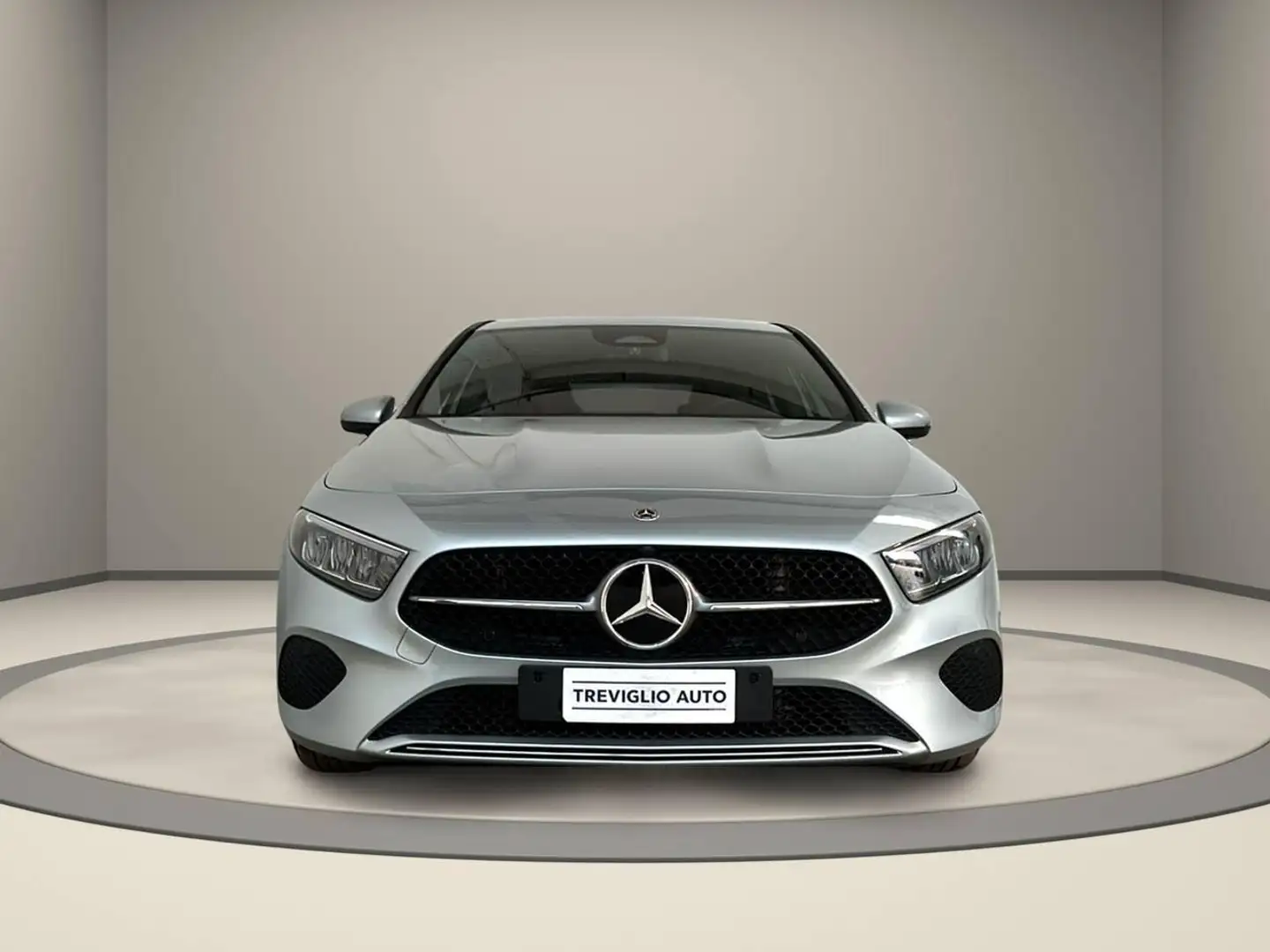 Mercedes-Benz A 180 d Automatic Progressive Advanced Grigio - 2