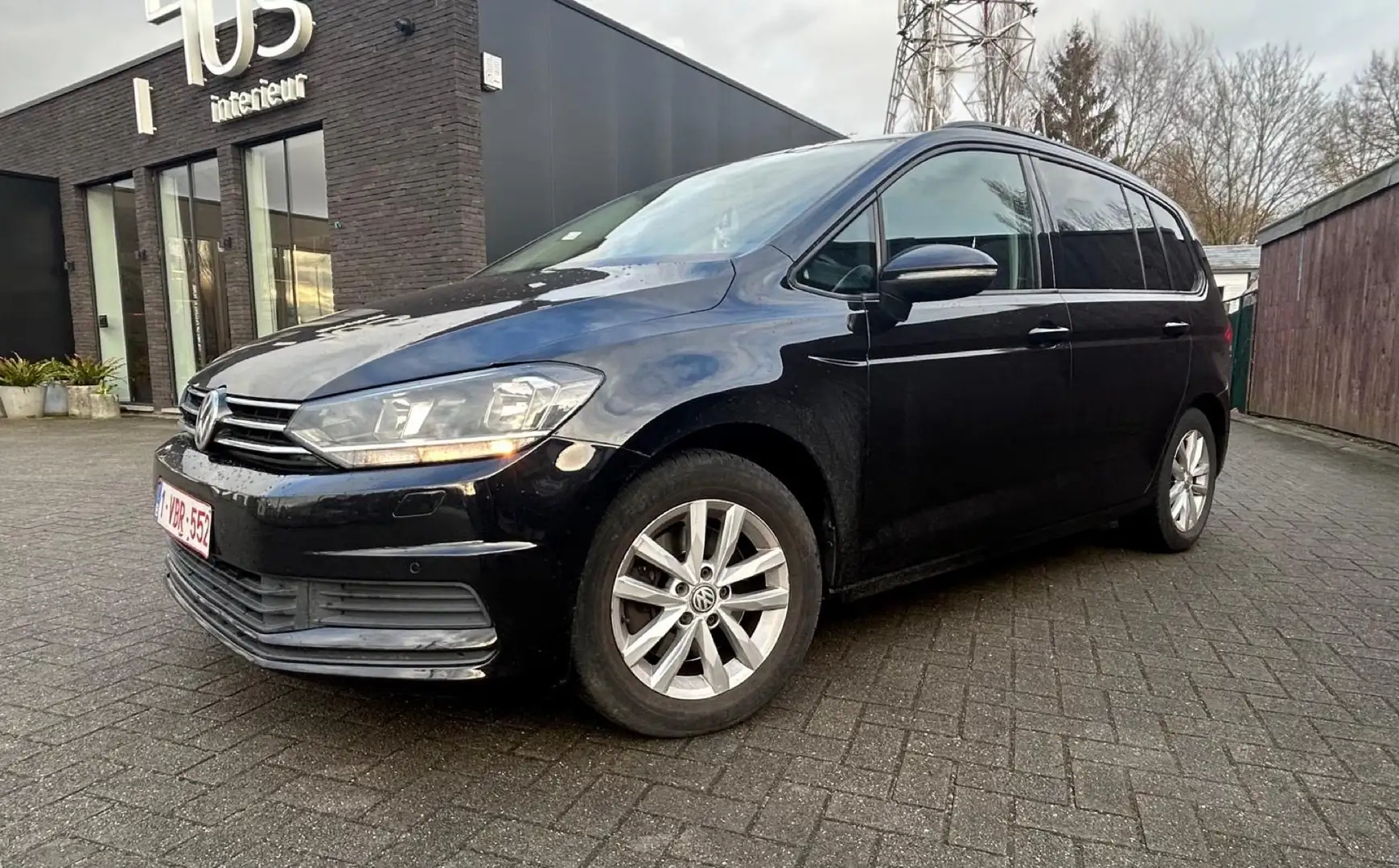 Volkswagen Touran 2.0 TDI SCR (BlueMotion Technology) Highline Noir - 1