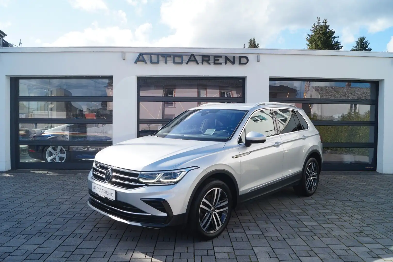 Volkswagen Tiguan Elegance 4Motion *Facelift, Assistenz,HUD Argent - 1
