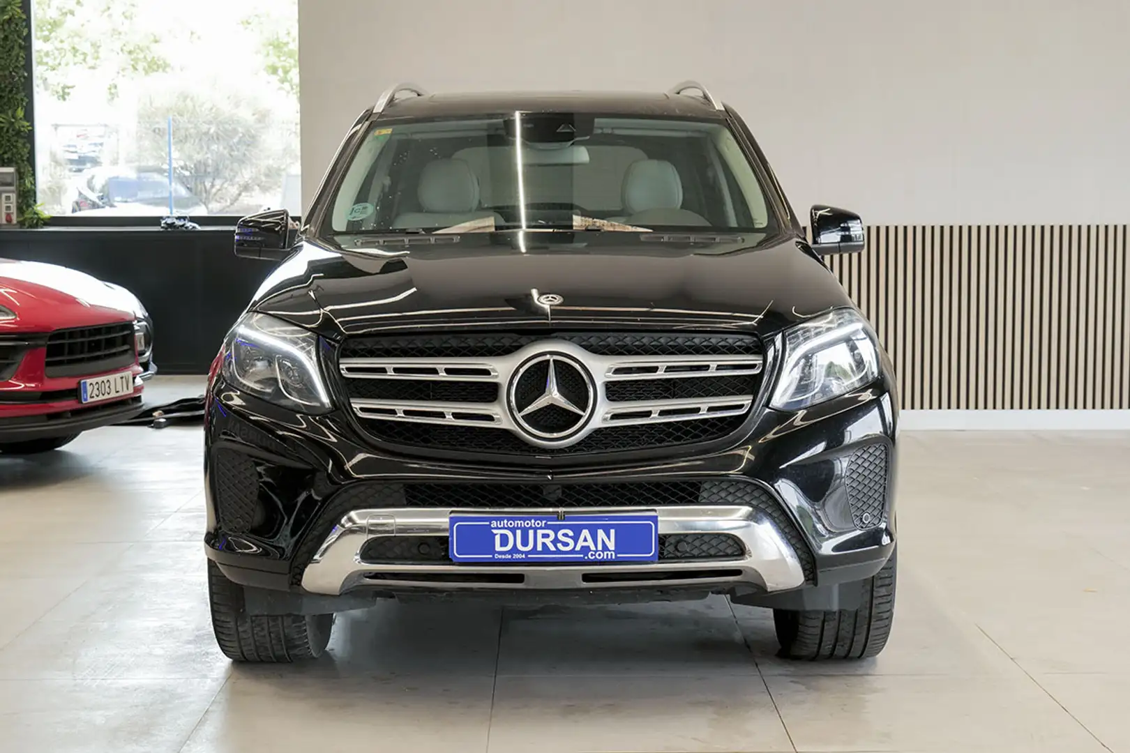 Mercedes-Benz GLS 400 4MATIC - 2